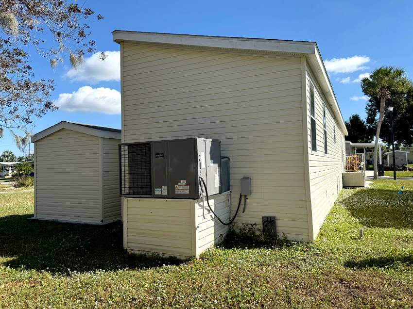 519 Edgewater Dr a Ellenton, FL Mobile or Manufactured Home for Sale